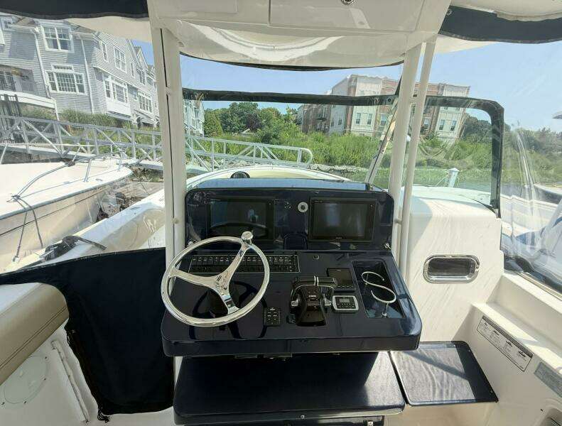 Savages 31ft Pursuit Yacht For Sale