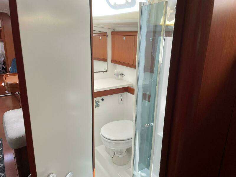 Rob Roy 46ft Beneteau Yacht For Sale