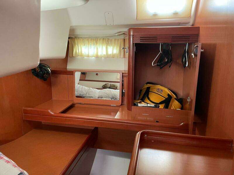 Rob Roy 46ft Beneteau Yacht For Sale