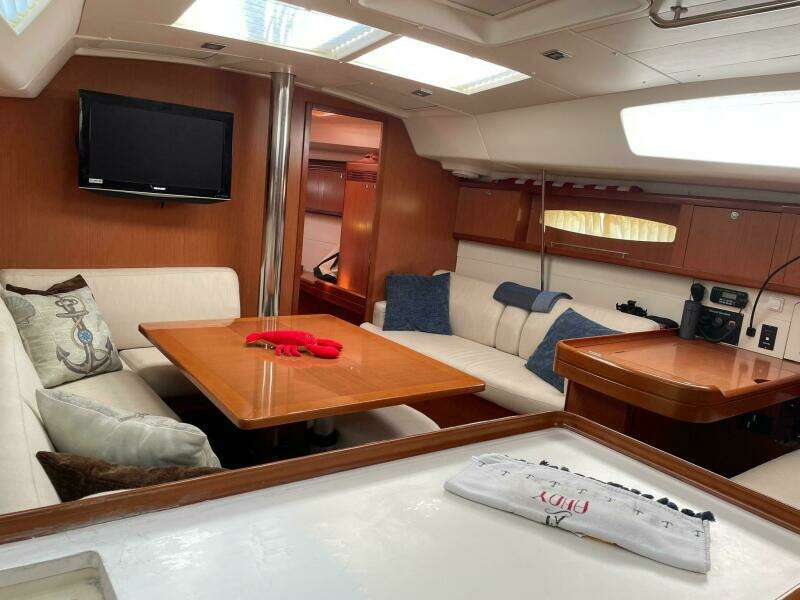 Rob Roy 46ft Beneteau Yacht For Sale