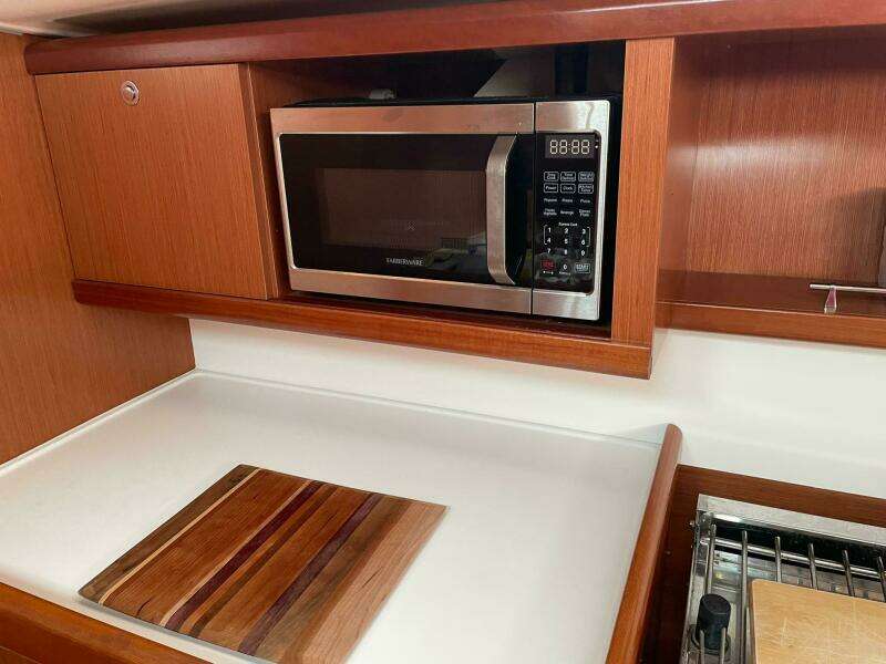 Rob Roy 46ft Beneteau Yacht For Sale