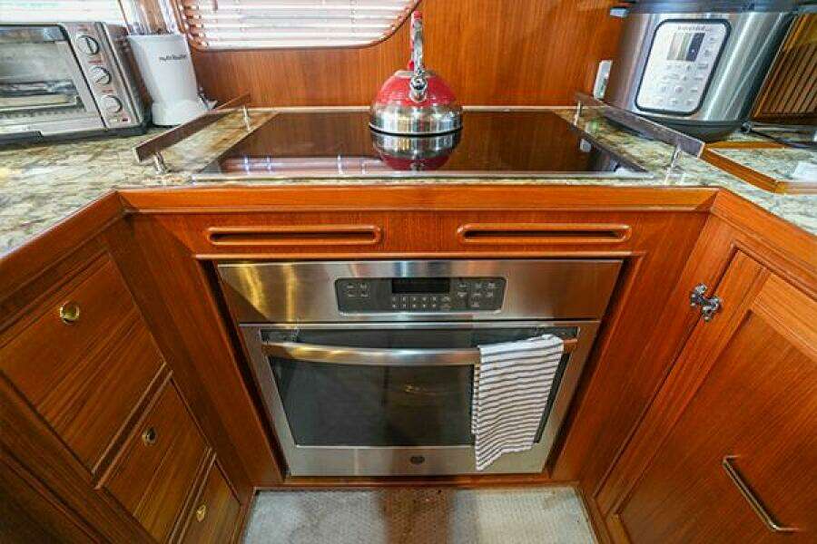 FOMO 80ft Marlow Yacht For Sale