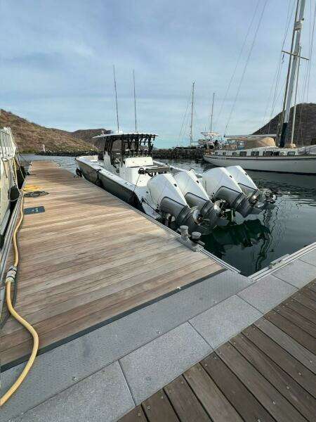2022 Freeman 37 Center Console