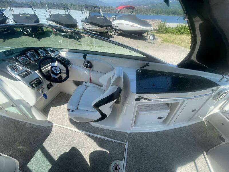 26ft Chaparral Yacht For Sale
