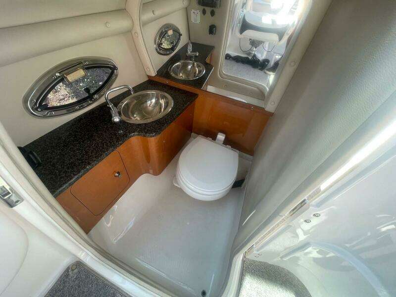26ft Chaparral Yacht For Sale