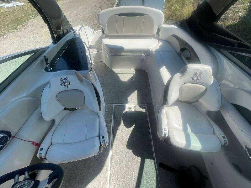 26ft Chaparral Yacht For Sale