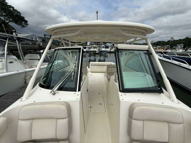 26ft Pursuit Yacht For Sale