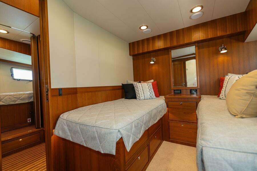 Port Guest Facing Starboard Aft