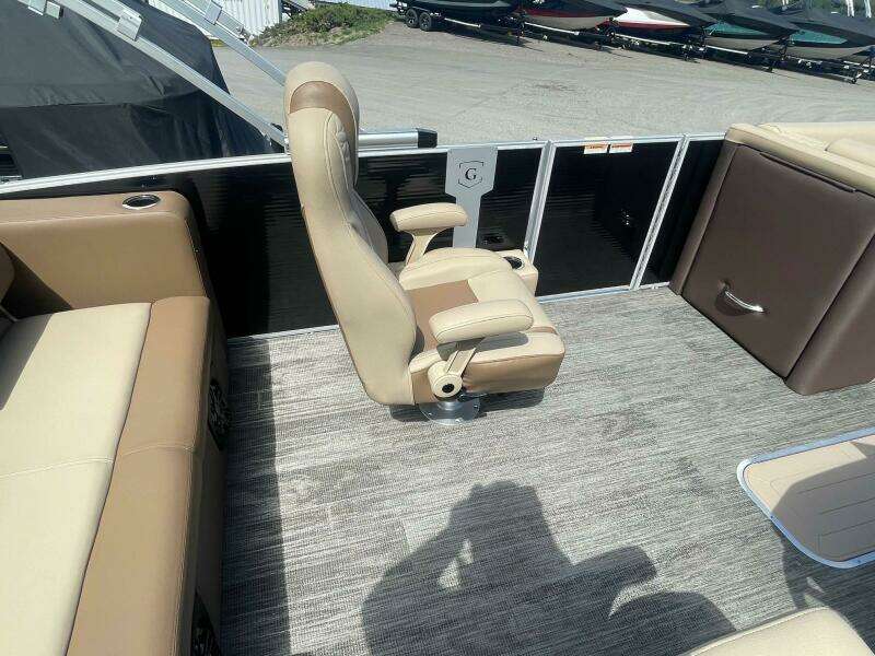 23ft Godfrey Yacht For Sale