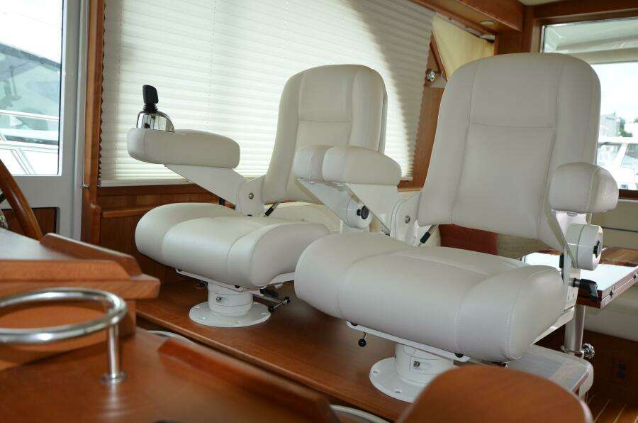 Helm Seating