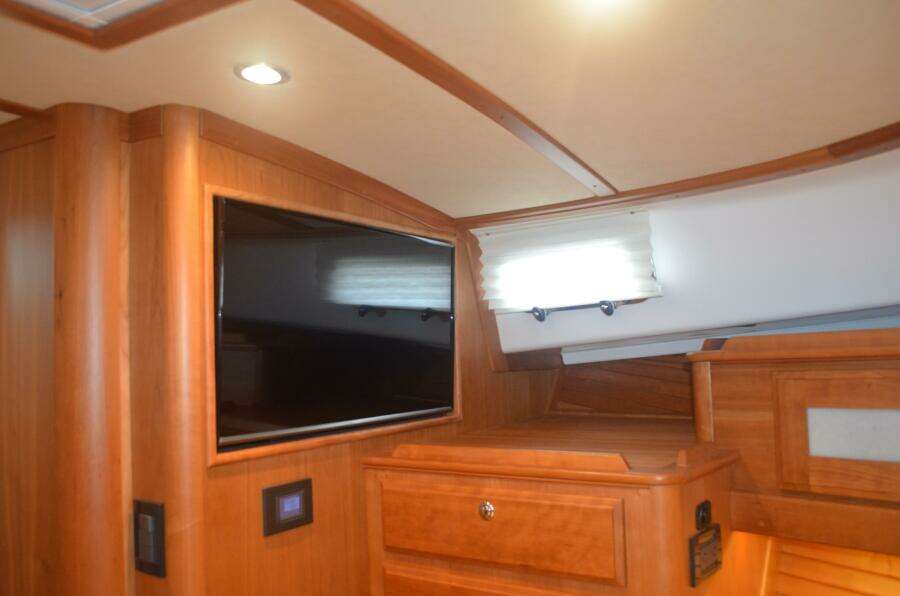 Bow SR TV