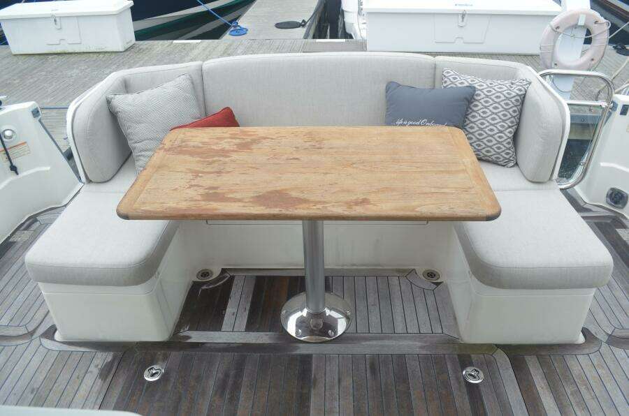 Cockpit Settee