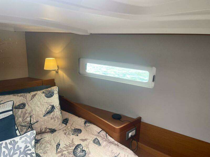 2020 Sun Odyssey 410