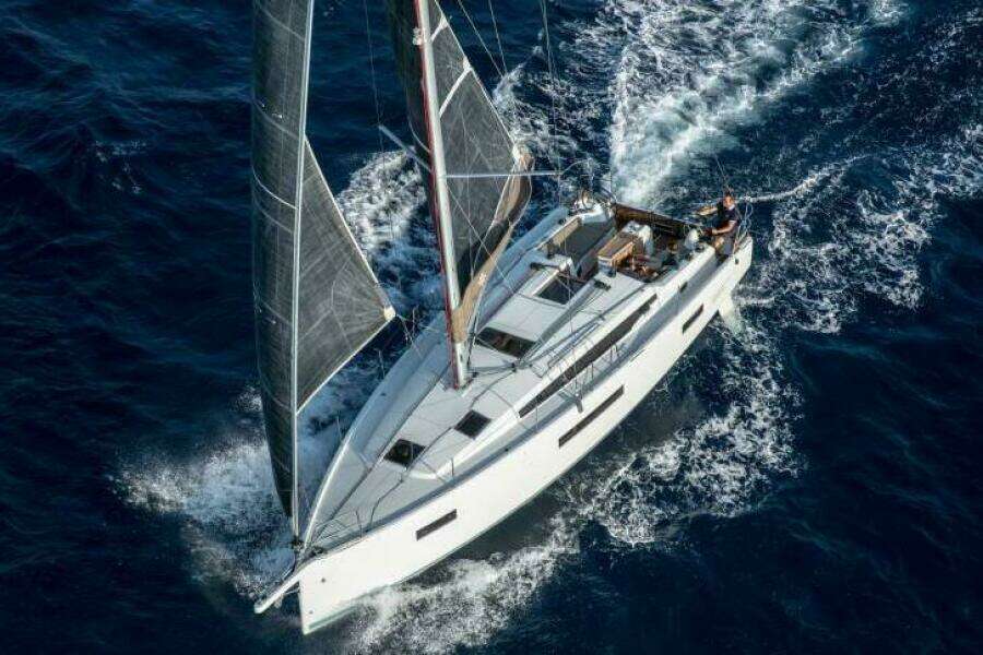 2020 Sun Odyssey 410