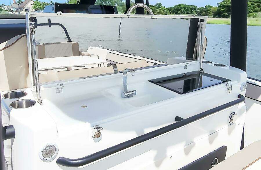 33ft Zodiac Yacht For Sale