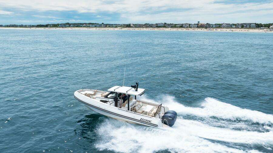 33ft Zodiac Yacht For Sale