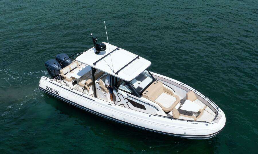33ft Zodiac Yacht For Sale