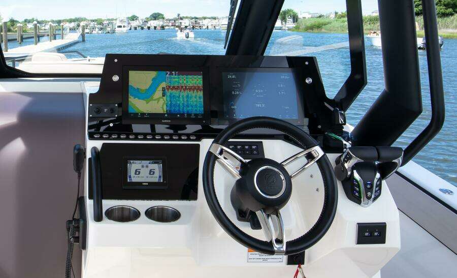 33ft Zodiac Yacht For Sale