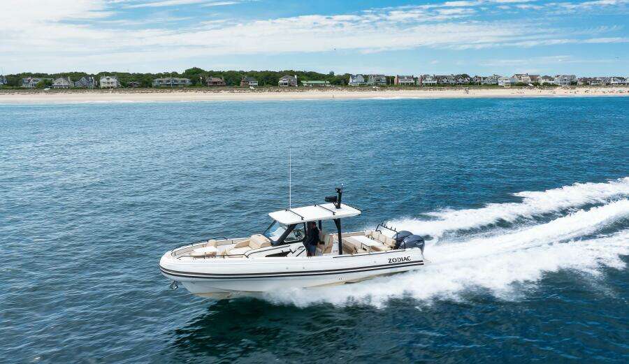 33ft Zodiac Yacht For Sale