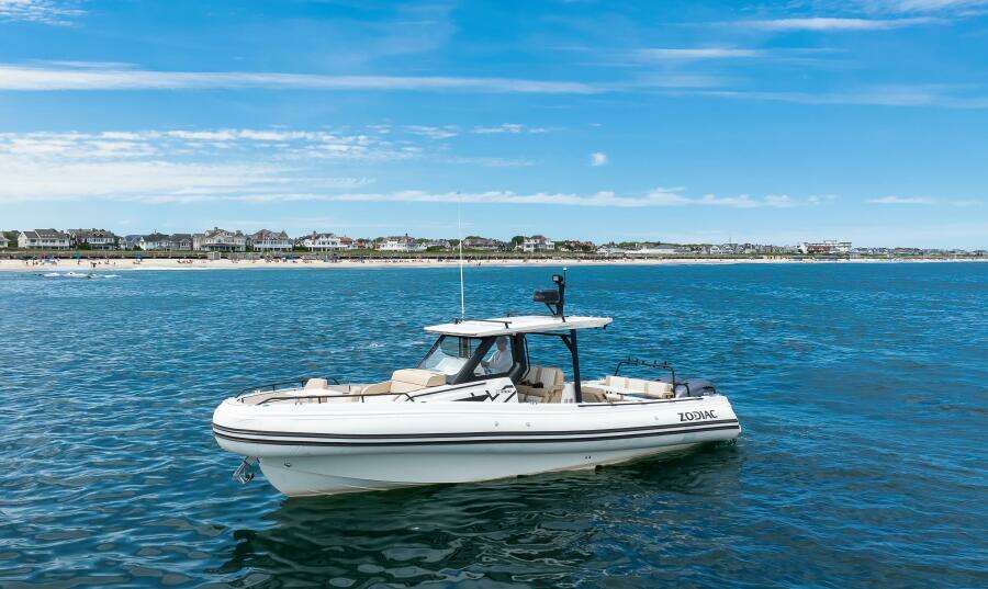 33ft Zodiac Yacht For Sale