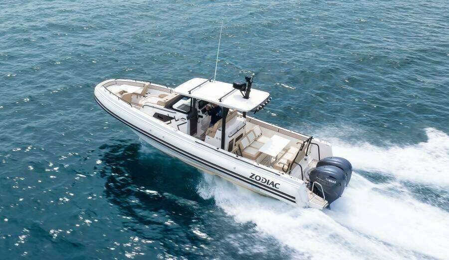 33ft Zodiac Yacht For Sale