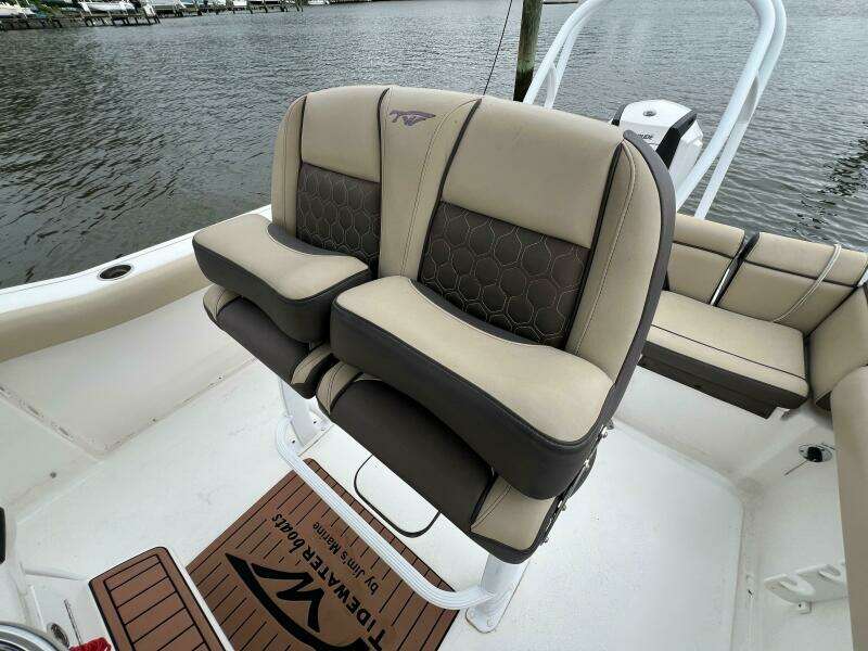 23ft Tidewater Yacht For Sale