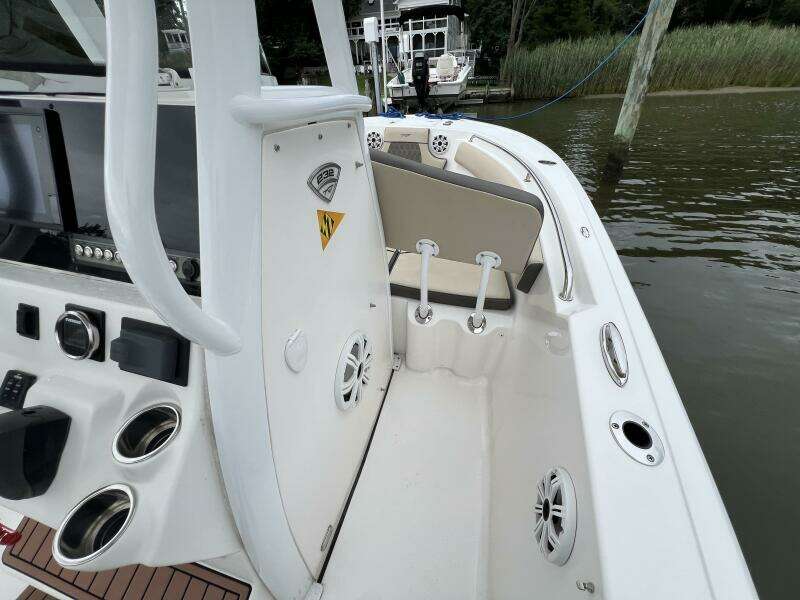 23ft Tidewater Yacht For Sale