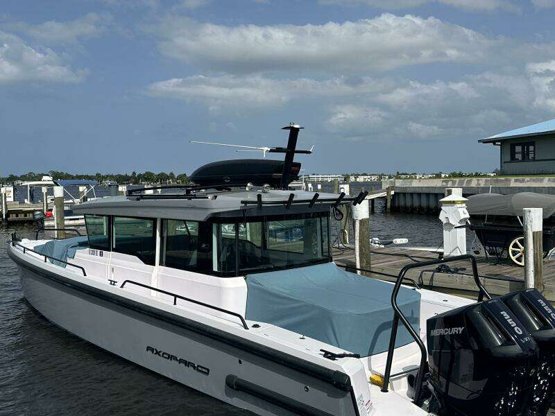 37ft Axopar Yacht For Sale