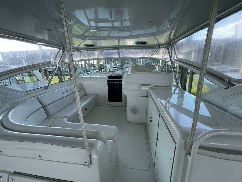 No Worries 39ft Hatteras Yacht For Sale