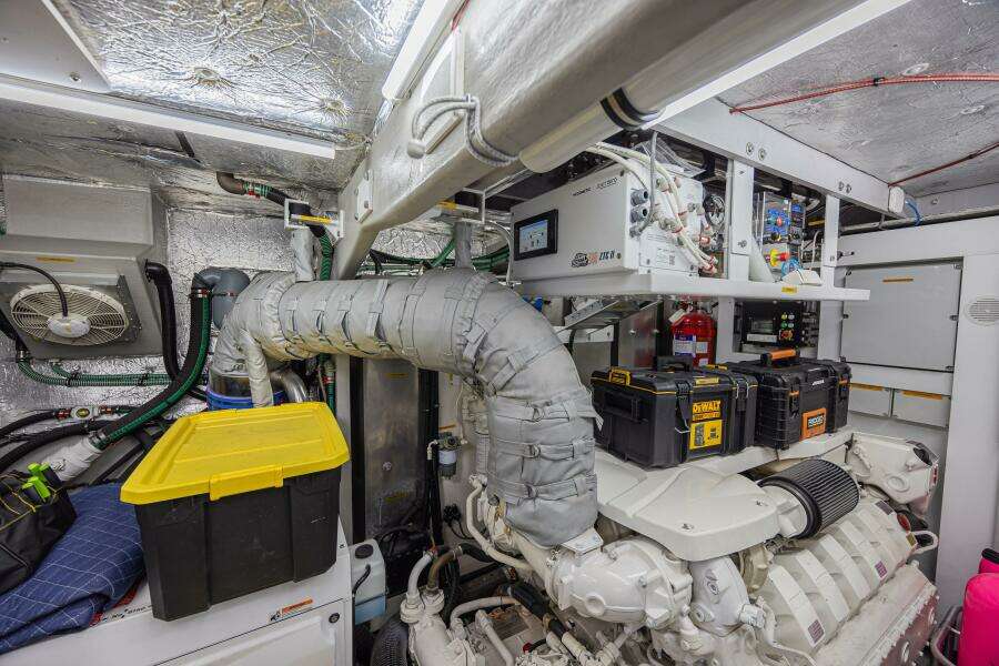 Dirty Dawg 75ft Sunseeker Yacht For Sale