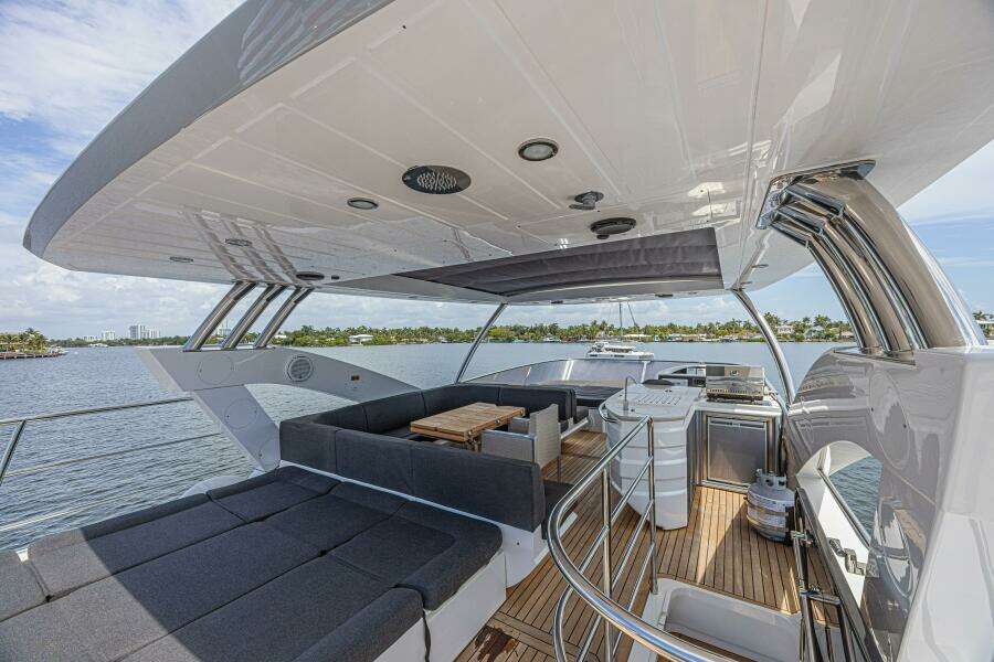 Dirty Dawg 75ft Sunseeker Yacht For Sale