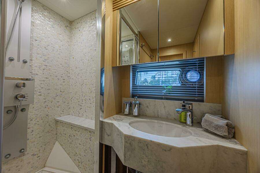 Dirty Dawg 75ft Sunseeker Yacht For Sale