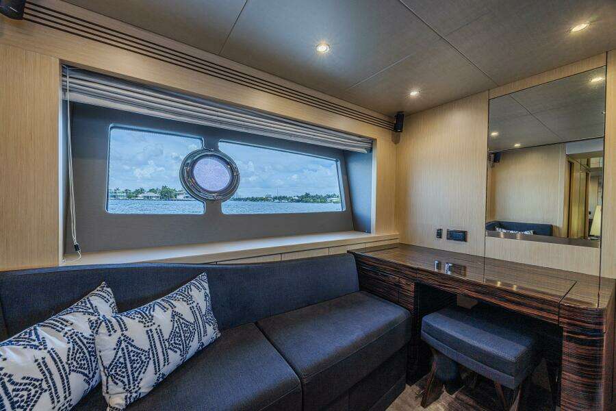 Dirty Dawg 75ft Sunseeker Yacht For Sale