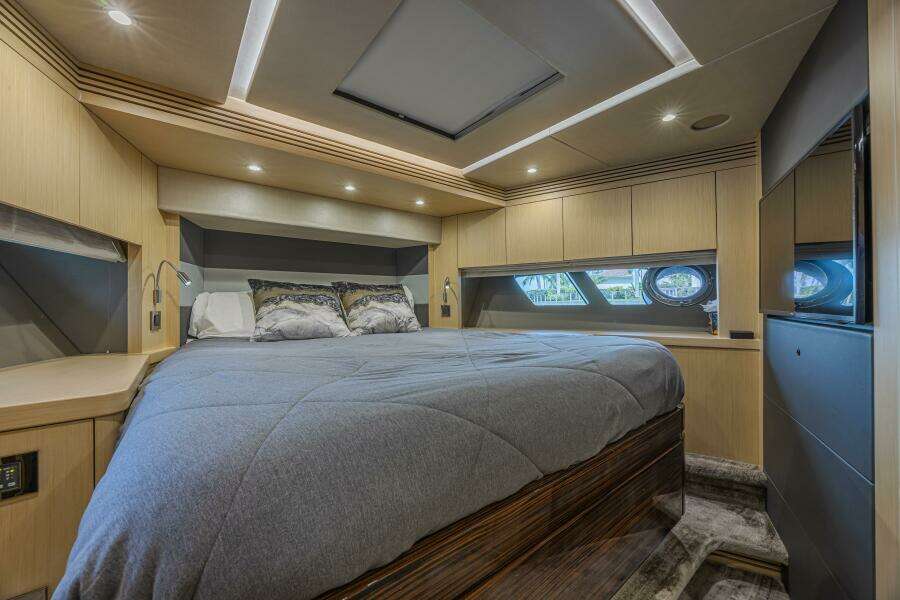 Dirty Dawg 75ft Sunseeker Yacht For Sale