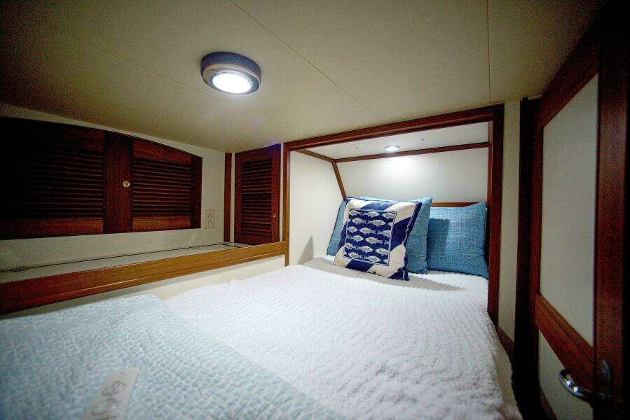 RODE RUNNER II 70ft Marlow Yacht For Sale