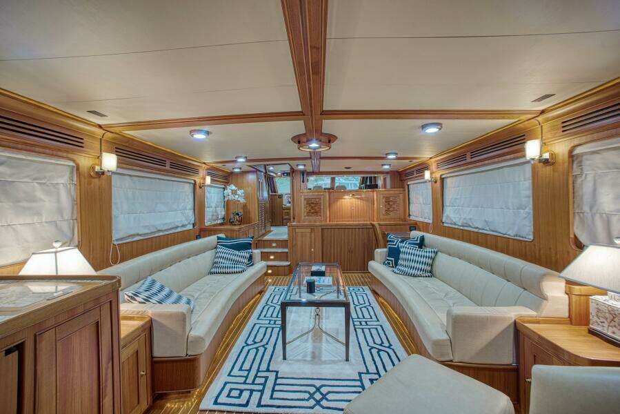 RODE RUNNER II 70ft Marlow Yacht For Sale