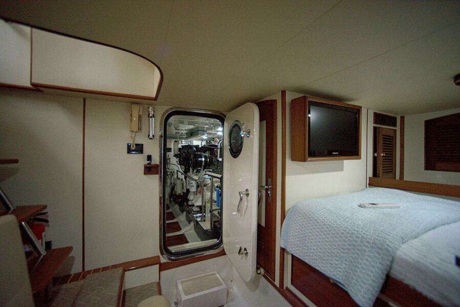 RODE RUNNER II 70ft Marlow Yacht For Sale