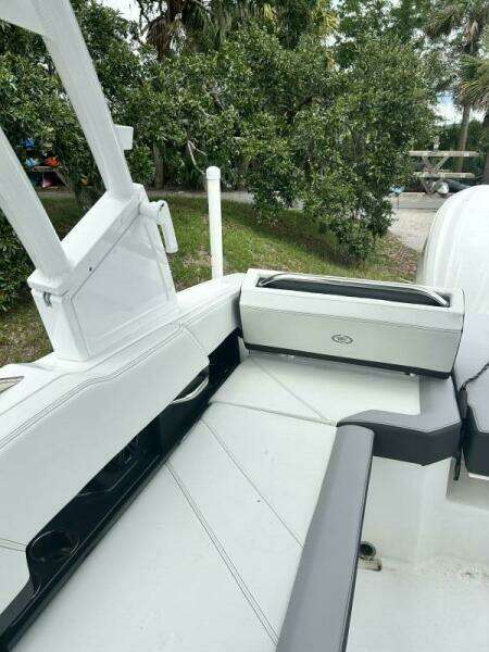 25ft Cobalt Yacht For Sale