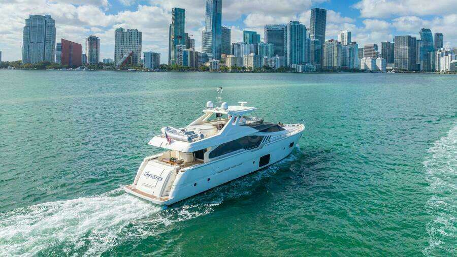 Hoya Saxa 87ft Ferretti Yachts Yacht For Sale