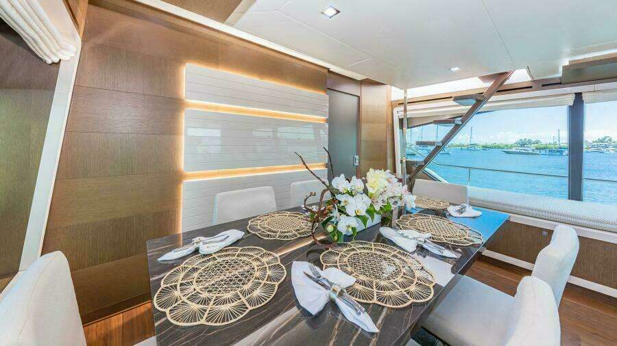 Hoya Saxa 87ft Ferretti Yachts Yacht For Sale