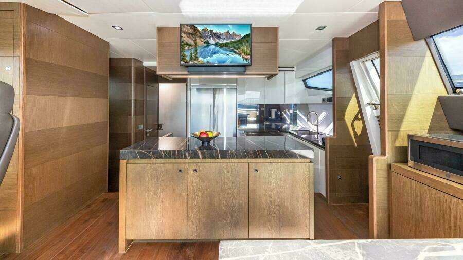 Hoya Saxa 87ft Ferretti Yachts Yacht For Sale