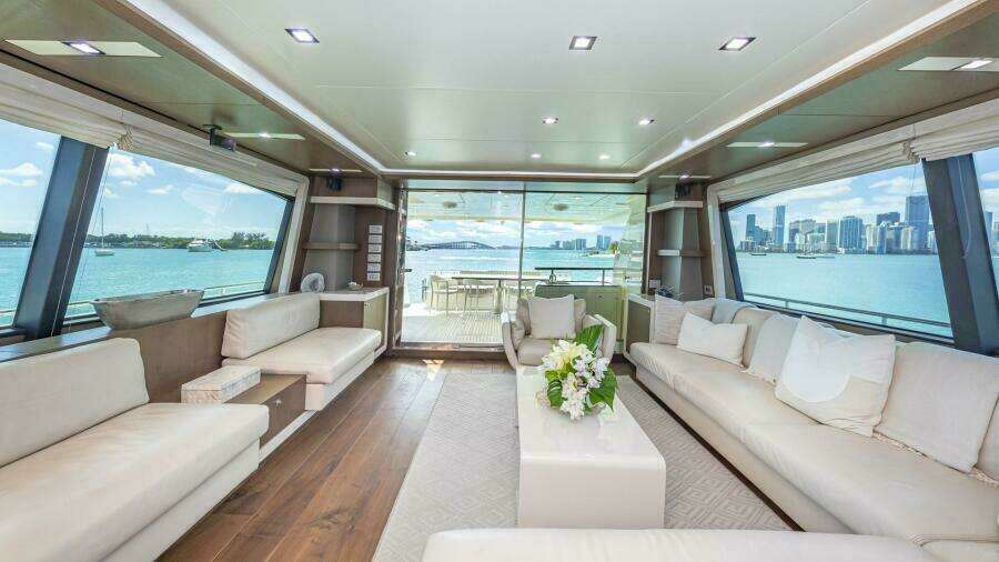 Hoya Saxa 87ft Ferretti Yachts Yacht For Sale