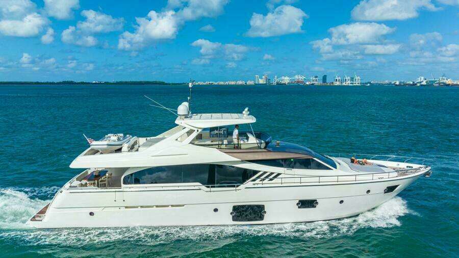 Hoya Saxa 87ft Ferretti Yachts Yacht For Sale
