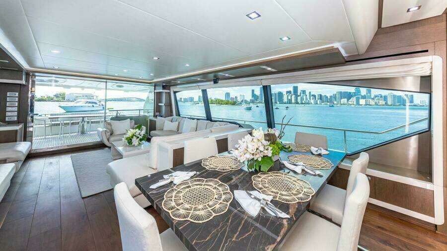 Hoya Saxa 87ft Ferretti Yachts Yacht For Sale