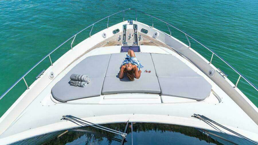 Hoya Saxa 87ft Ferretti Yachts Yacht For Sale