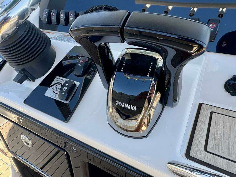 25ft Yamaha Boats Yacht For Sale