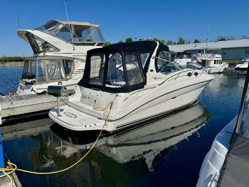 32ft Sea Ray Yacht For Sale