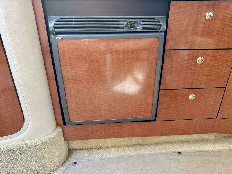 32ft Sea Ray Yacht For Sale