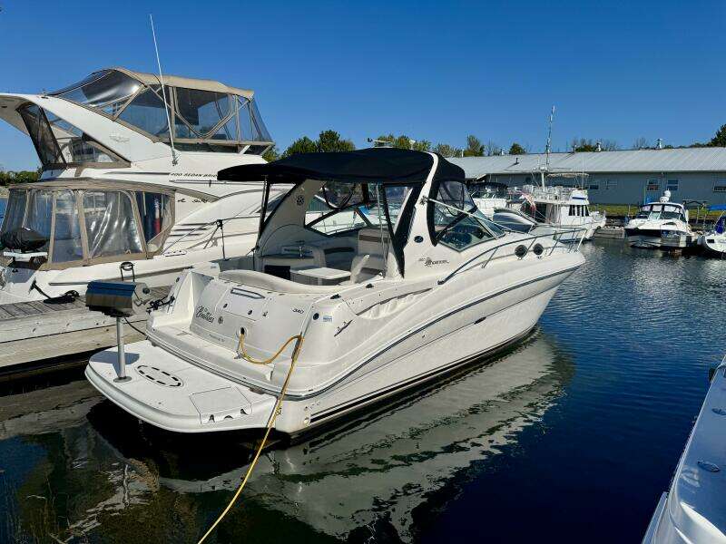 32ft Sea Ray Yacht For Sale