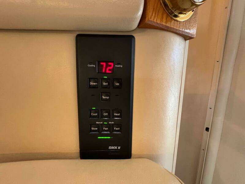 31ft Sea Ray Yacht For Sale